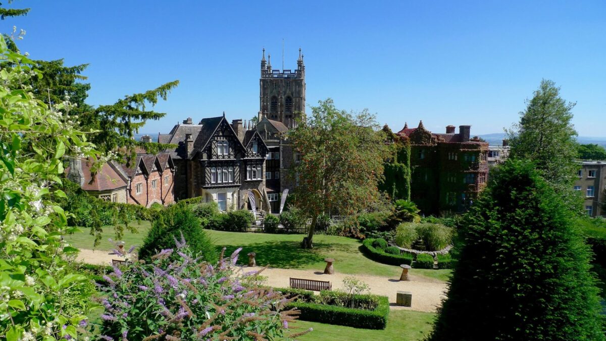 Abbey Hotel Grounds