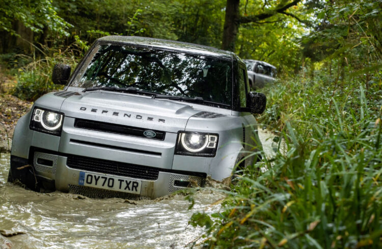 Land Rover 1