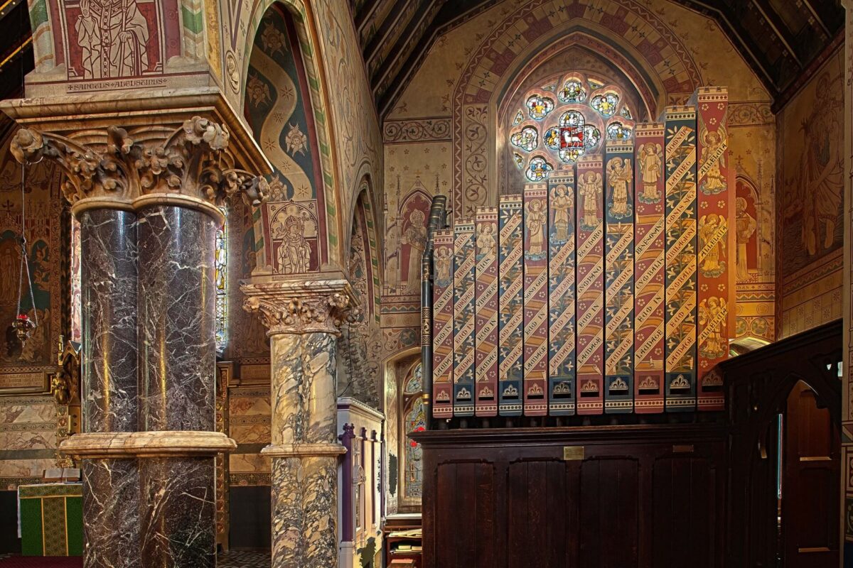 St Leonards Church Interior