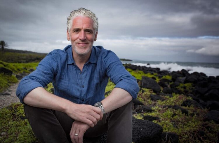 Gordon Buchanan