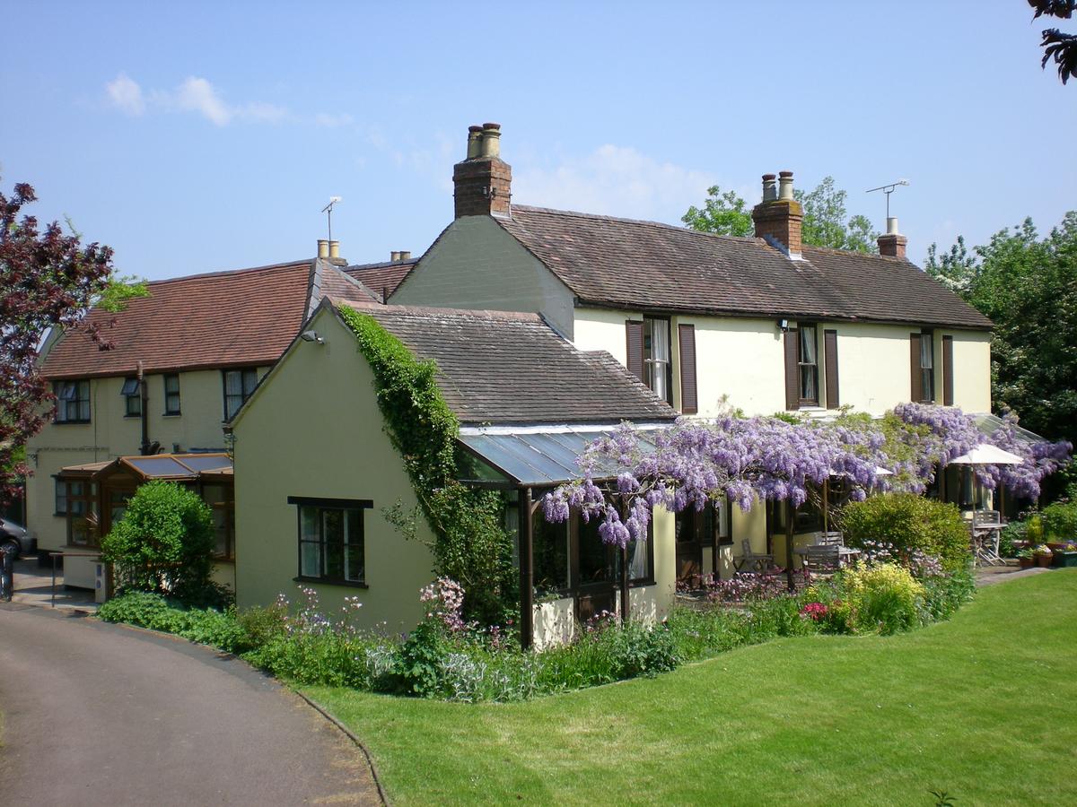 Holdfast Cottage Hotel exterior