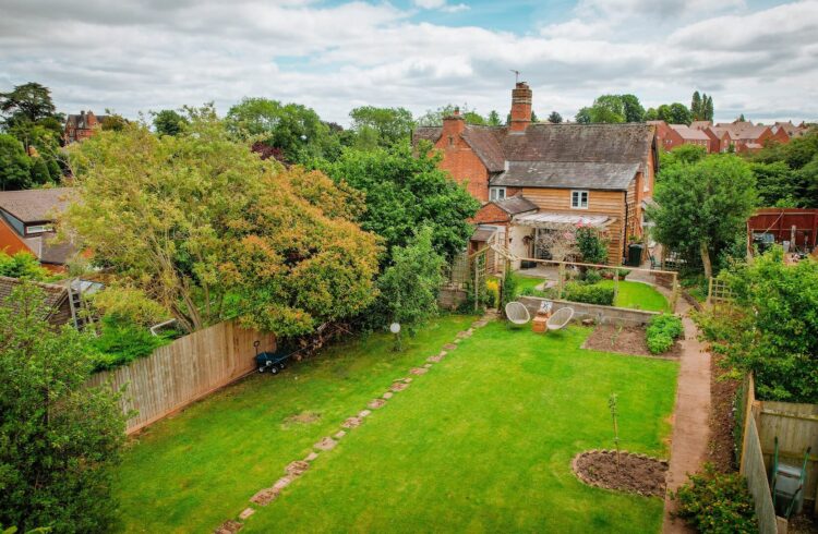 Garden at Morningside with lawn, seating and plants