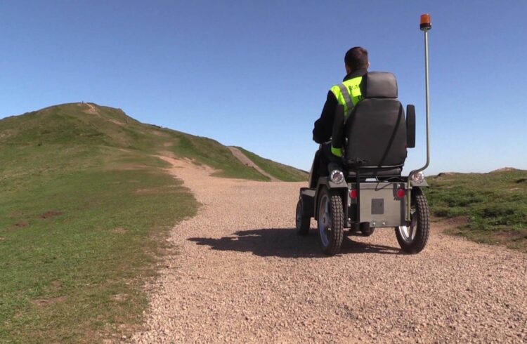 Tramper heading up the Worcestershire Beacon