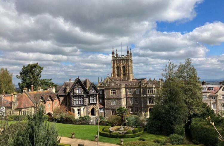 Great Malvern Priory is the venue for Elgar’s King Arthur Suite and Ian Venables’ Requiem on Thursday 1 June